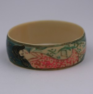 Japanesque Art Deco Celluloid Bangle Bracelet